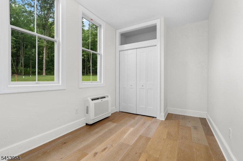 300 Rock Rd Property Photo 18