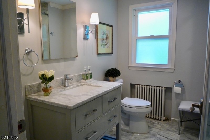 46 Oak Rd Property Photo 12