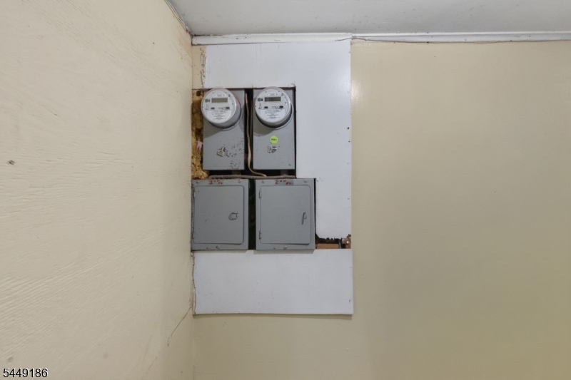 33 Vreeland Ave Property Photo 25
