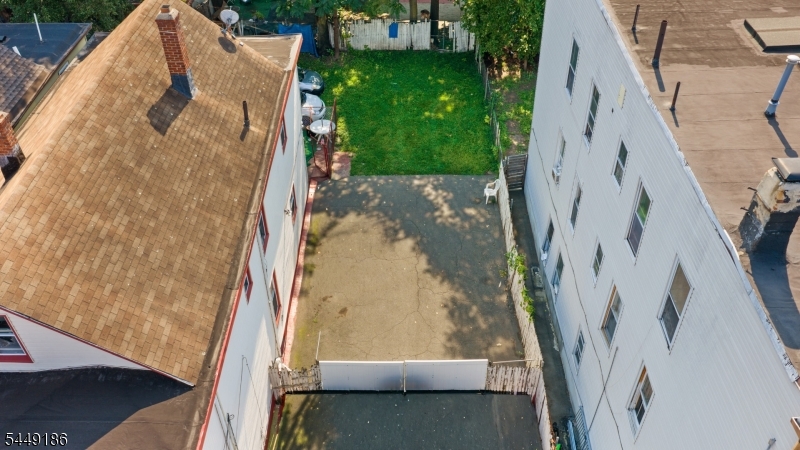 33 Vreeland Ave Property Photo 33