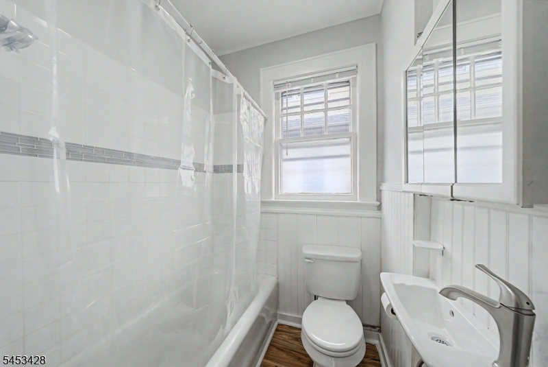 1329 Alina St 2r Property Photo 15