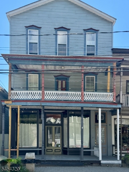 21 Main St Property Photo 2