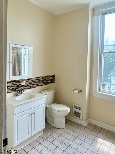 21 Main St Property Photo 3