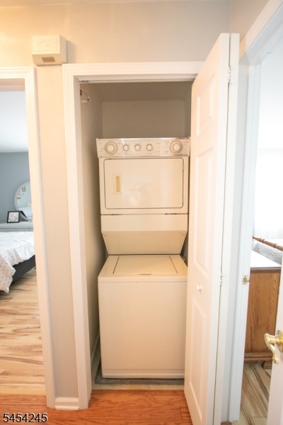 10 Redspire Dr 10 Property Photo 13