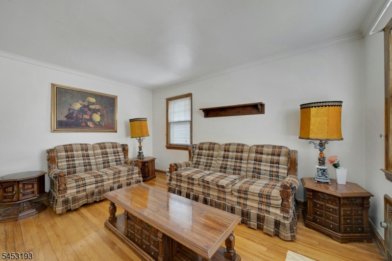 30 Menzel Ave Property Photo 3