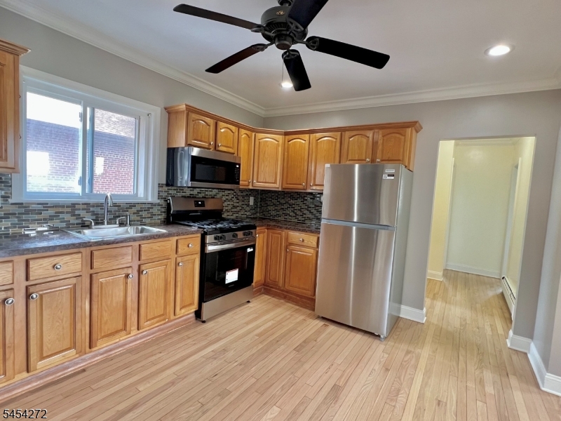 420 Lakeview Ave Property Photo 6