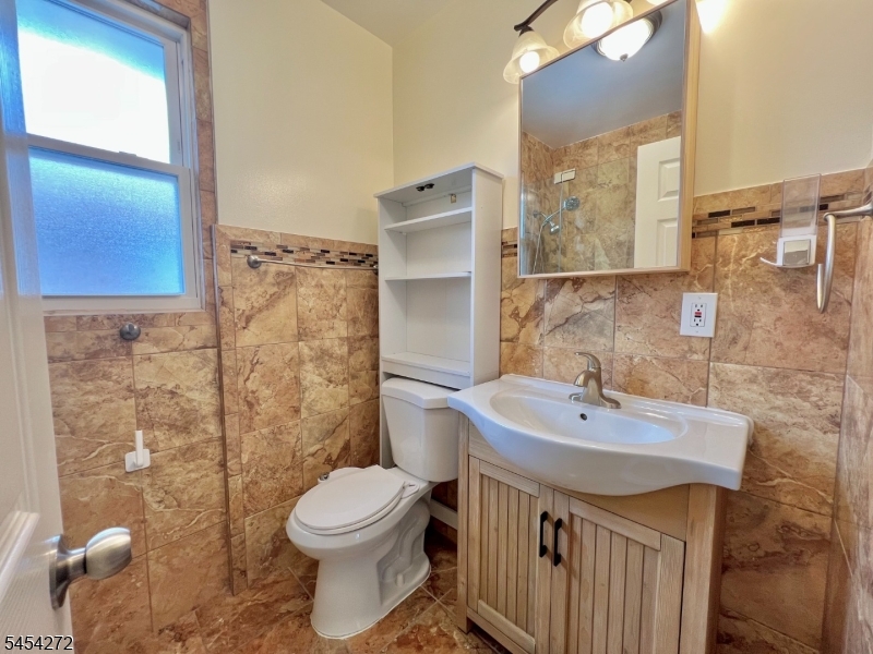 420 Lakeview Ave Property Photo 17