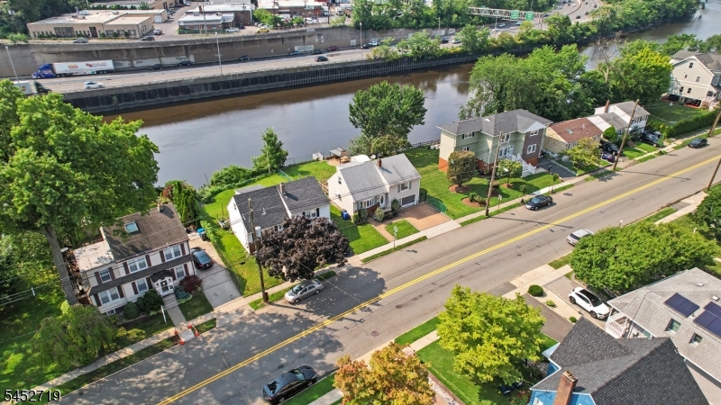 378 Riverside Ave Property Photo 39