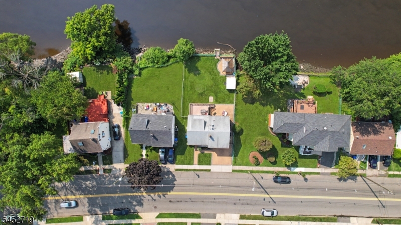 378 Riverside Ave Property Photo 41