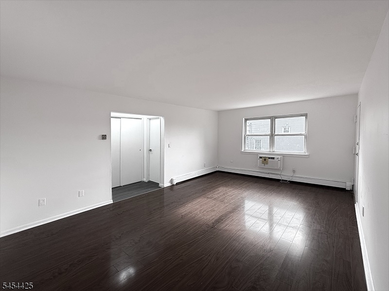 19 Van Rensselear St 4 Property Photo 3