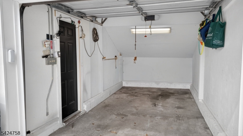 311 Hunt Ave Property Photo 18