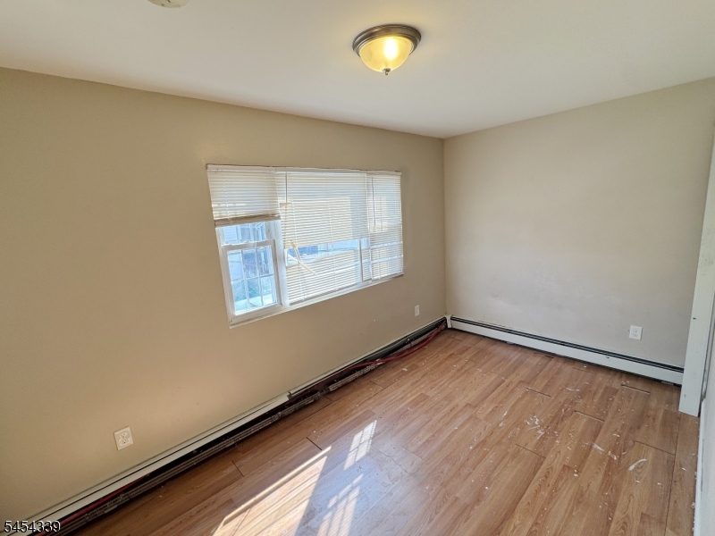 23 Ryerson Ave Property Photo 8