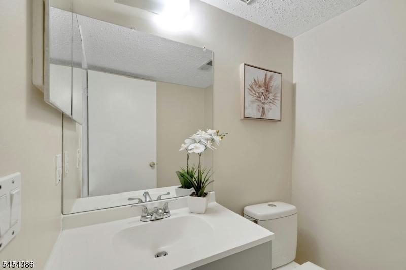 148 Linda Ln 148 Property Photo 10