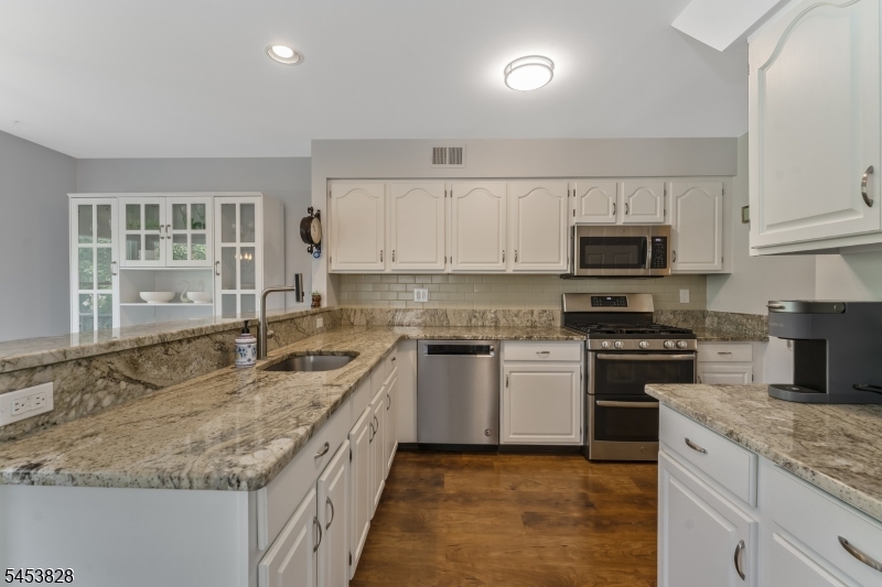 28 Pond Ridge Dr Property Photo 15