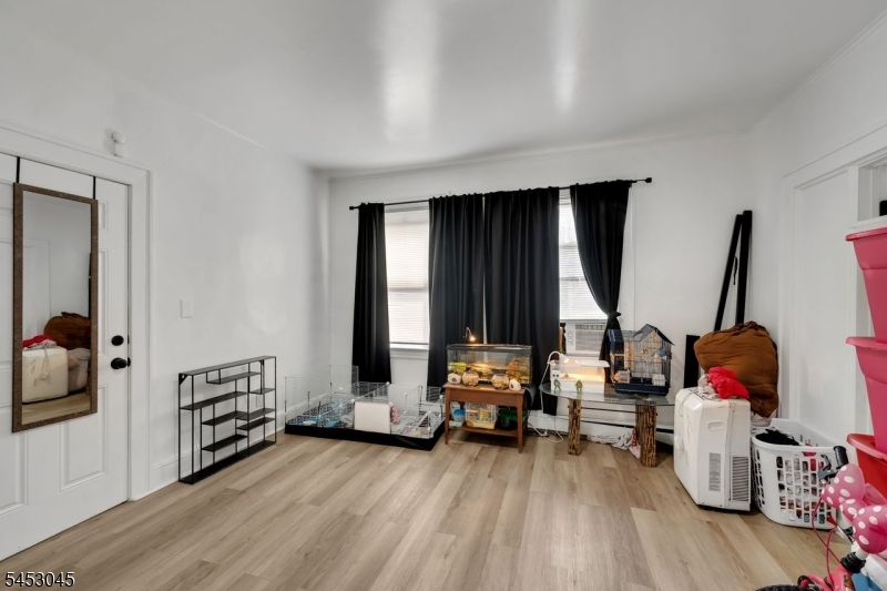 25 Belmont Ave Property Photo 5