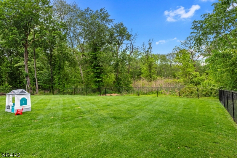 28 Chicjon Ln Property Photo 15