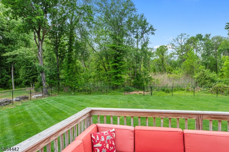 28 Chicjon Ln Property Photo 20