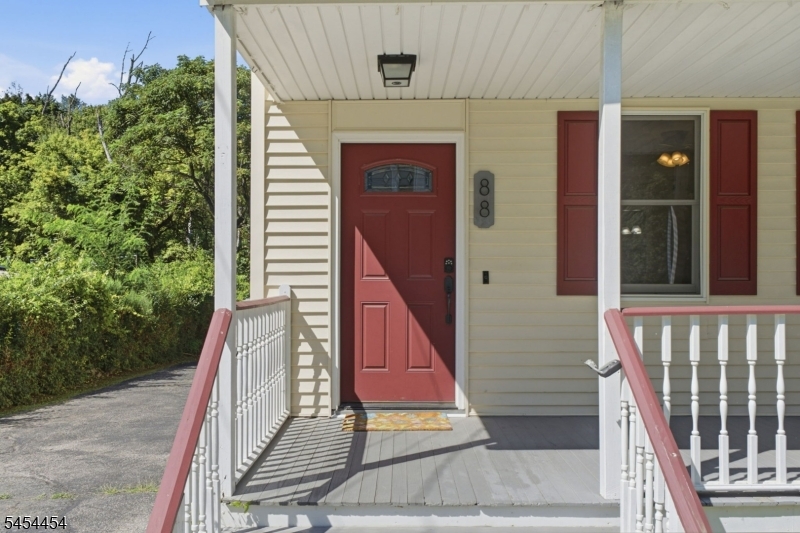 88 Mine Hill Rd Property Photo 3