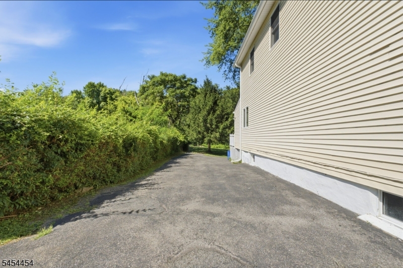 88 Mine Hill Rd Property Photo 4