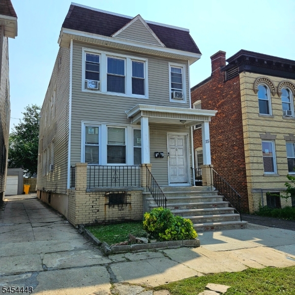 115 Tremont Ave Property Photo 1