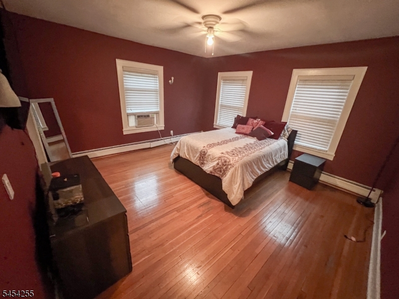 925 Hillside Ave Property Photo 14