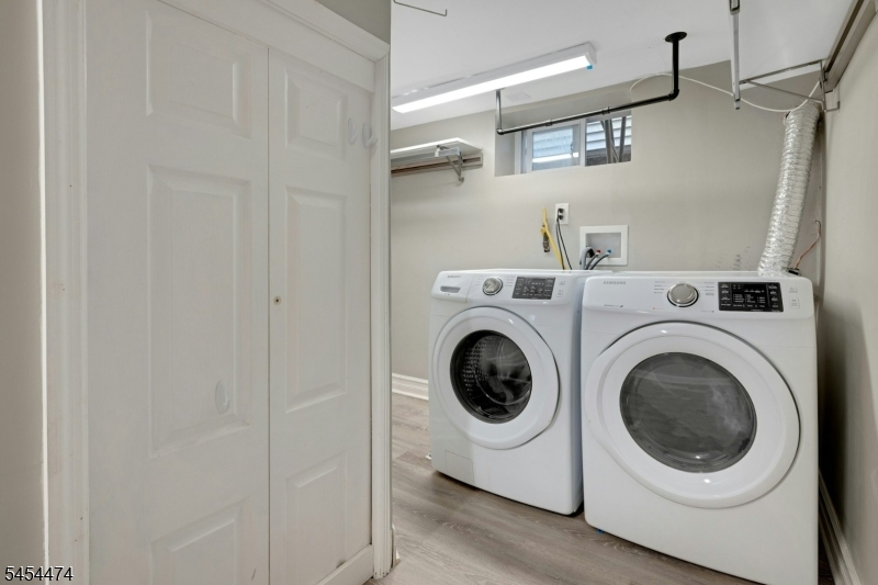 30 Tichenor Pl Property Photo 23