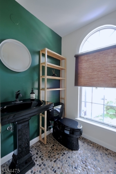 12 Andover Cir Property Photo 7