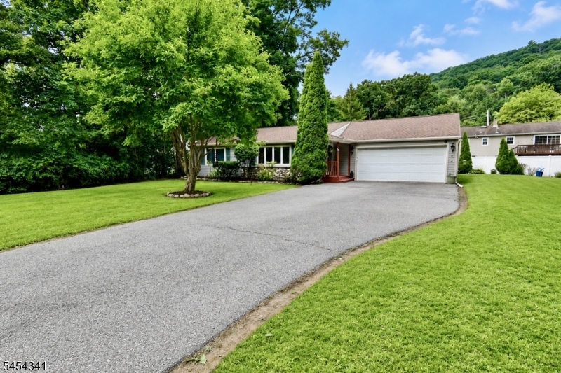 47 Pequot Trl Property Photo 1