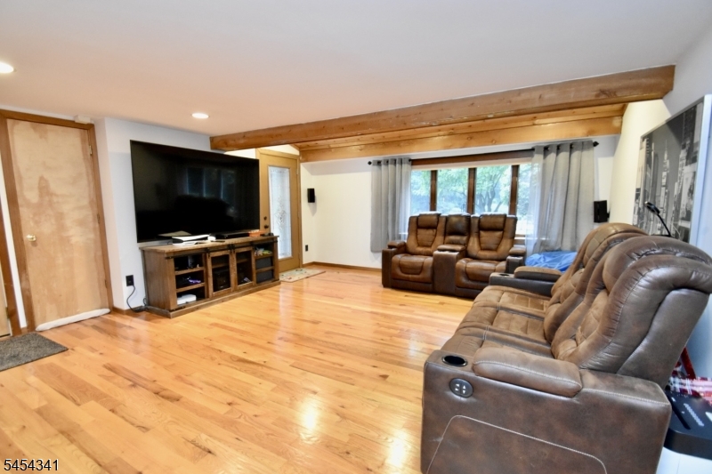 47 Pequot Trl Property Photo 2