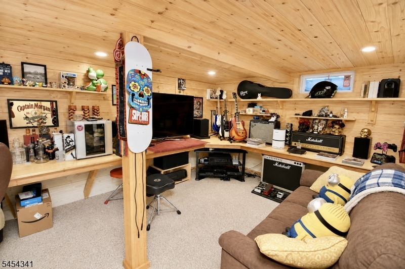 47 Pequot Trl Property Photo 14