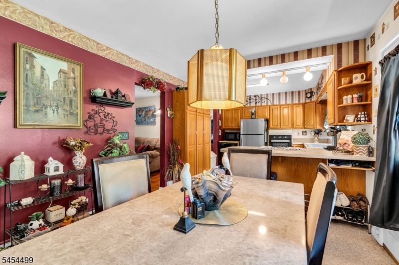 221 Ohio Ave Property Photo 13