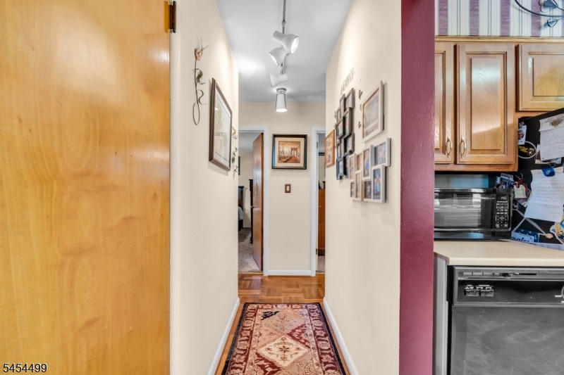 221 Ohio Ave Property Photo 19