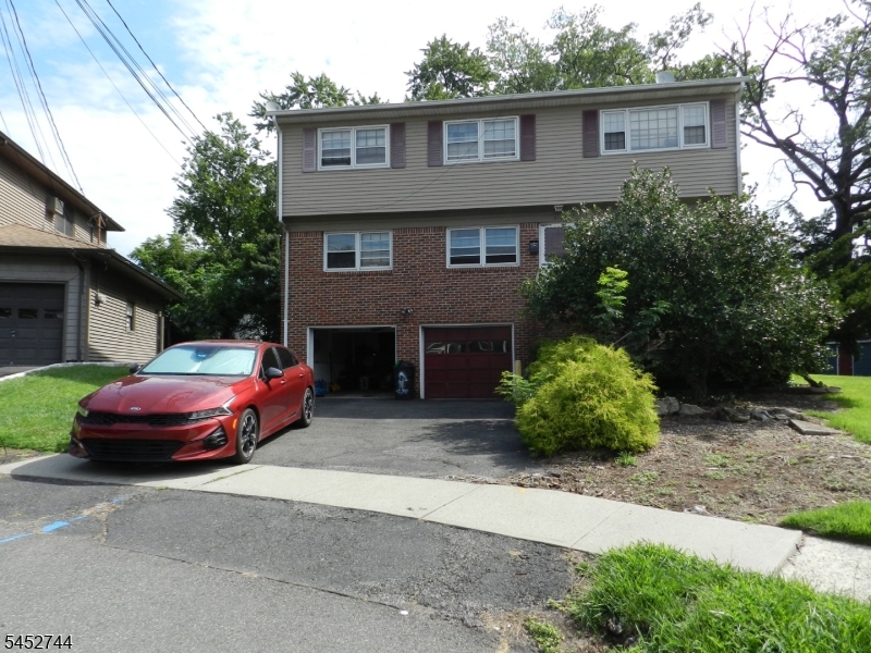 215 Buchanan Dr Property Photo 1