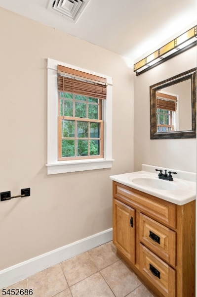 300 Emerson Ln Property Photo 17