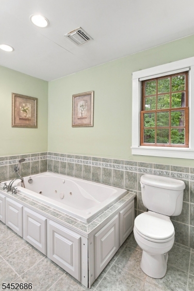 300 Emerson Ln Property Photo 21