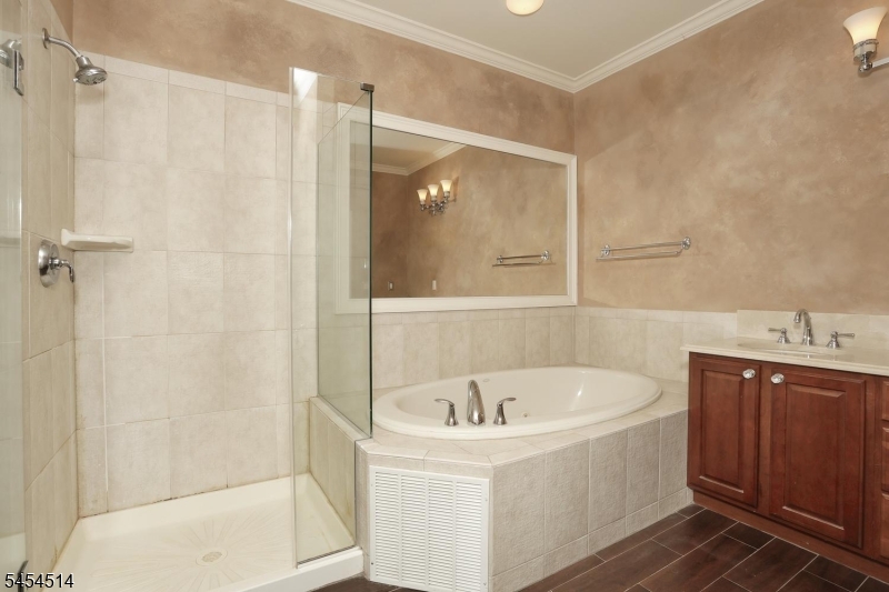 28 Turnberry Ln 28 Property Photo 23