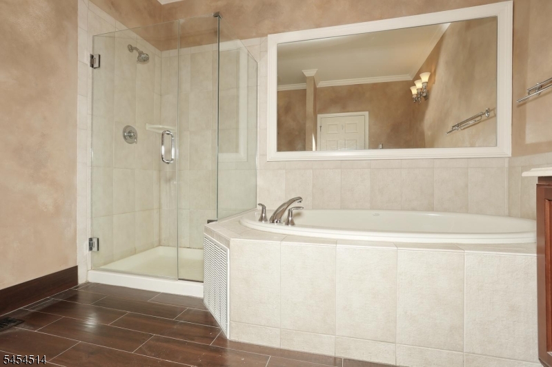 28 Turnberry Ln 28 Property Photo 24