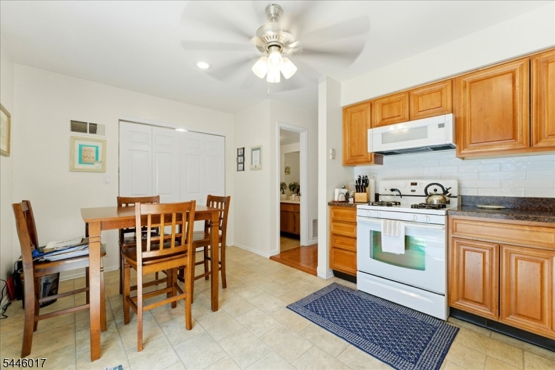 26 Alameda Ct Property Photo 15