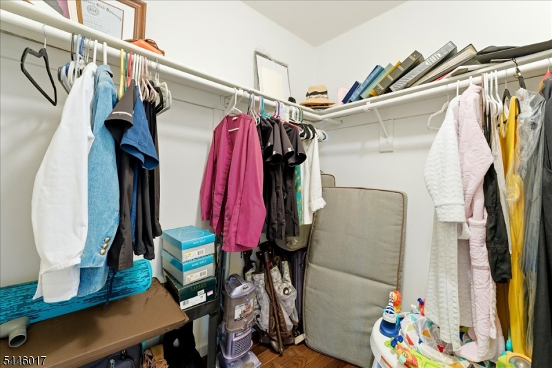 26 Alameda Ct Property Photo 31
