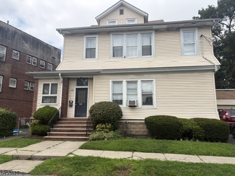 108 Harrison St Property Photo 1