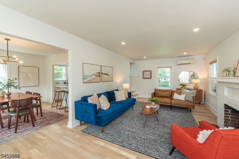 22 Euclid Pl Property Photo 2