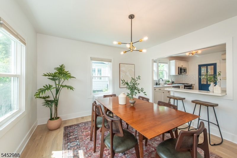 22 Euclid Pl Property Photo 9