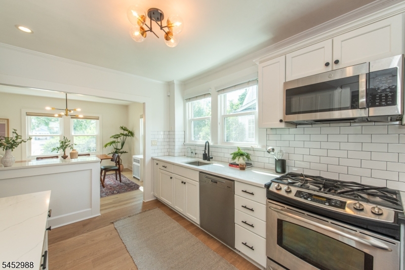 22 Euclid Pl Property Photo 12