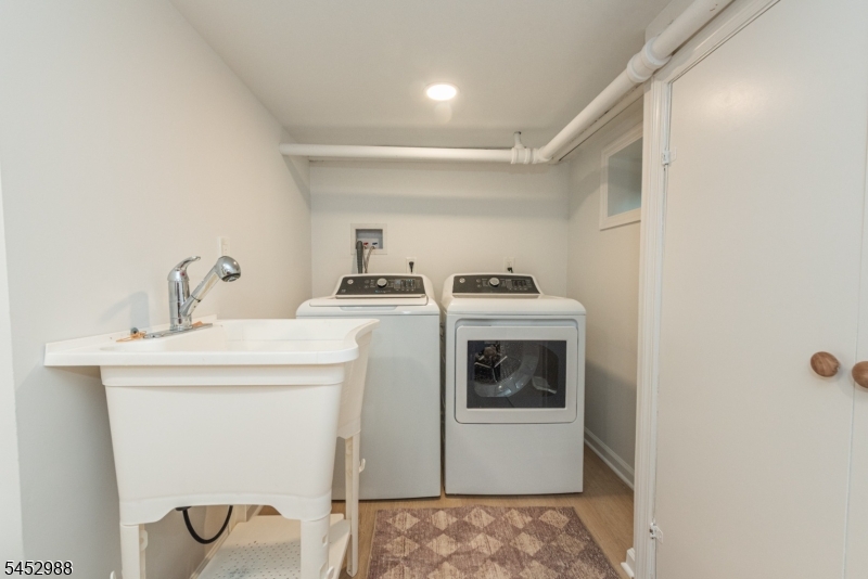 22 Euclid Pl Property Photo 28