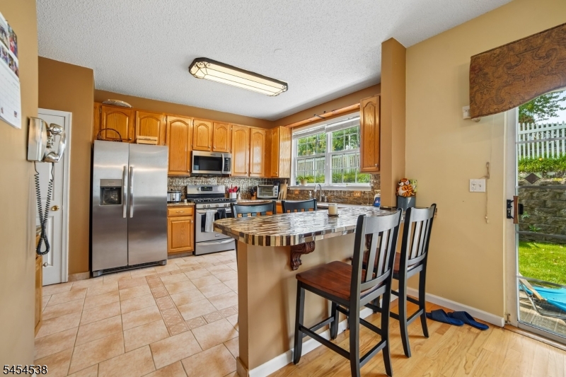 6 Hancock Dr Property Photo 11