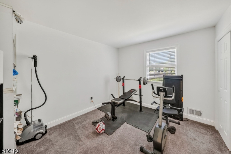 840 Lopatcong St Property Photo 22
