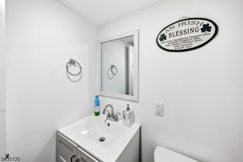 840 Lopatcong St Property Photo 34