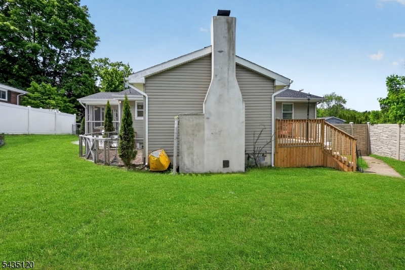 840 Lopatcong St Property Photo 41