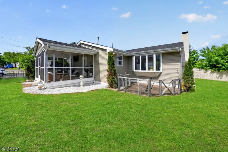 840 Lopatcong St Property Photo 44
