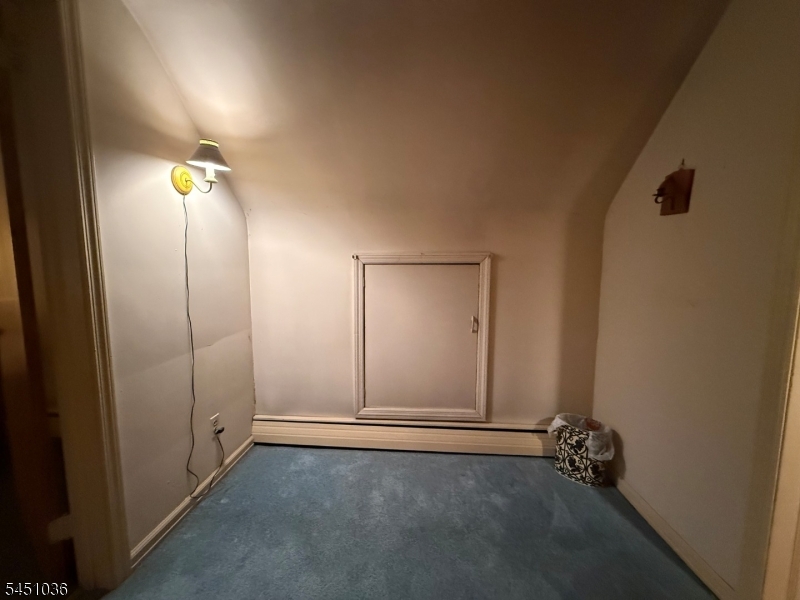 76 Linwood Ave Property Photo 27